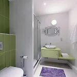 Comme Chez Soi דירה *